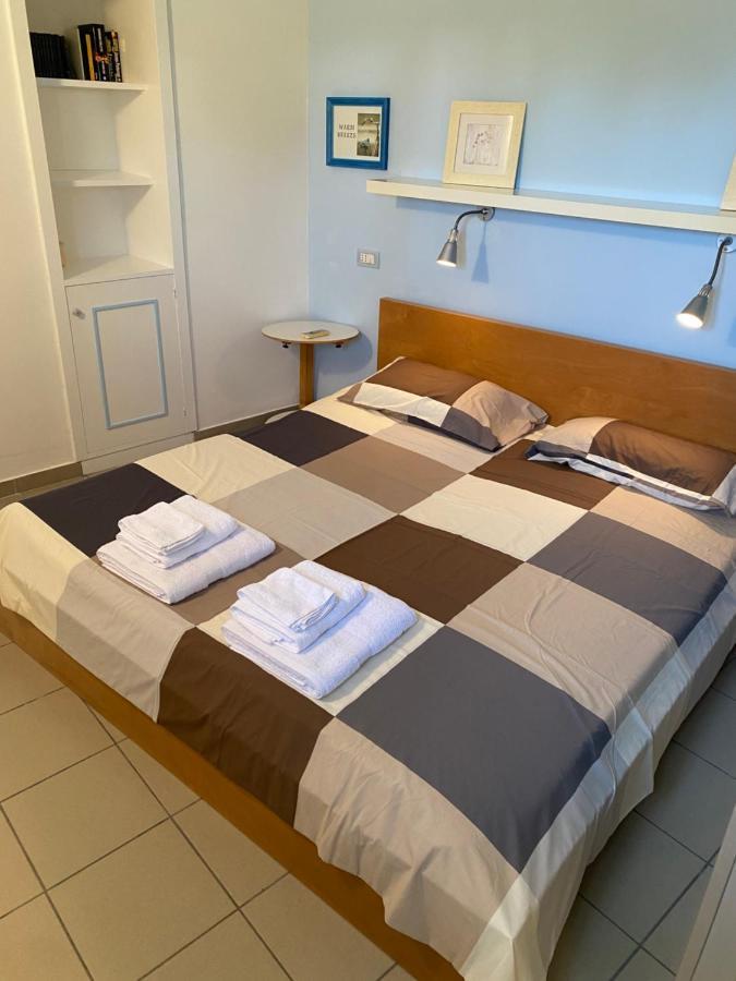 Villa Titti Residence La Bussola 폰타네비안체 외부 사진